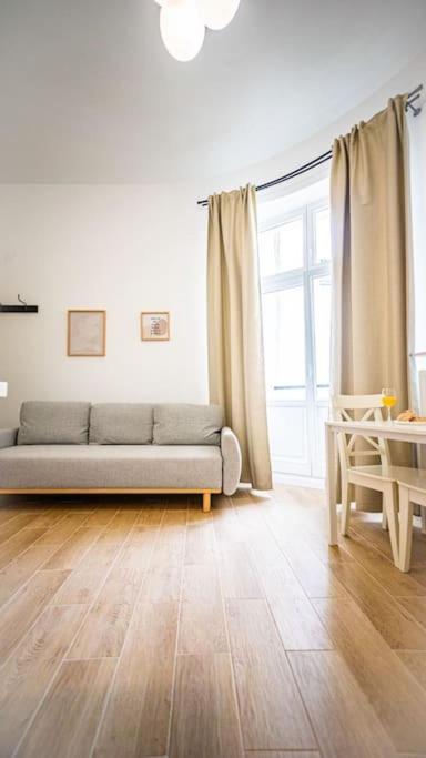 Lovely Apartment In Warsaw Ngoại thất bức ảnh