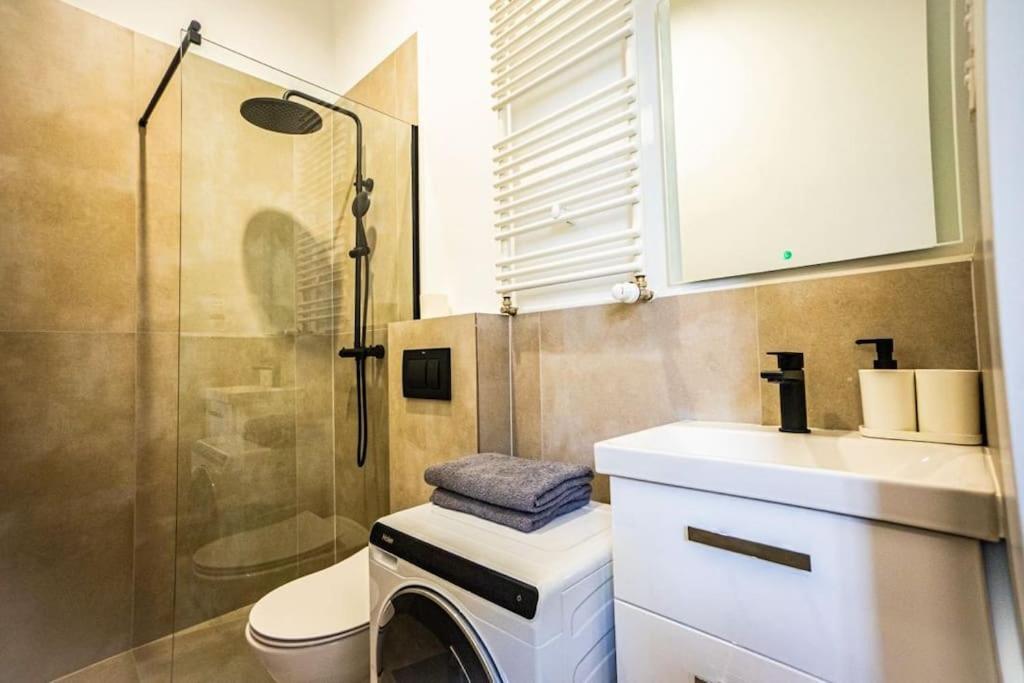 Lovely Apartment In Warsaw Ngoại thất bức ảnh