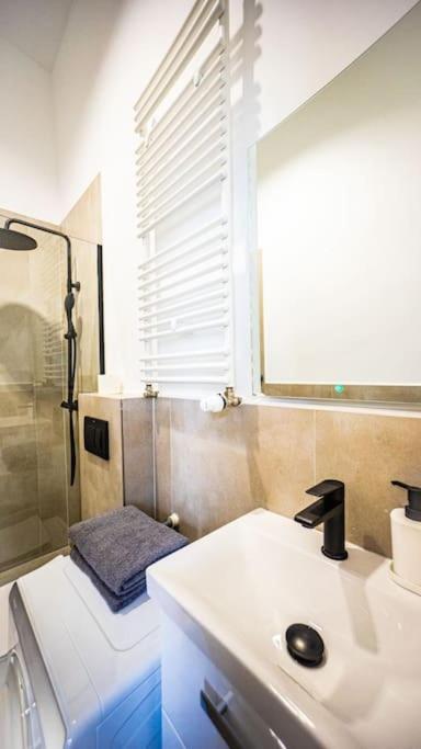 Lovely Apartment In Warsaw Ngoại thất bức ảnh